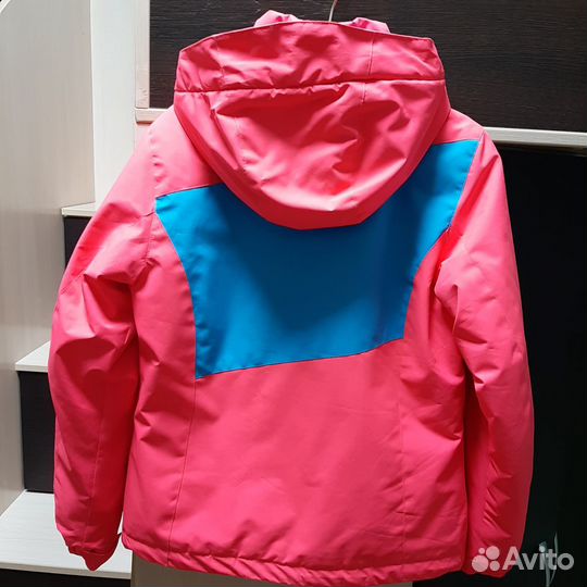 Куртка зимняя горнолыжная для девочки 8 лет