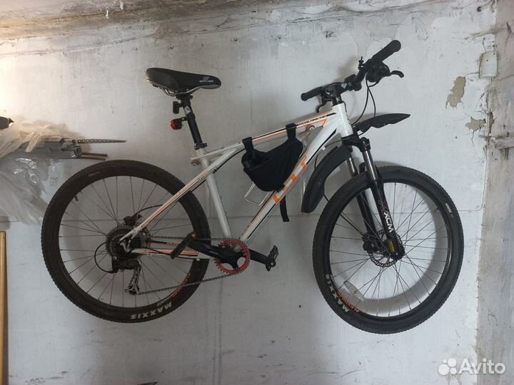 Горный велосипед GT Avalanche 3.0