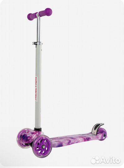 Самокат трехколесный