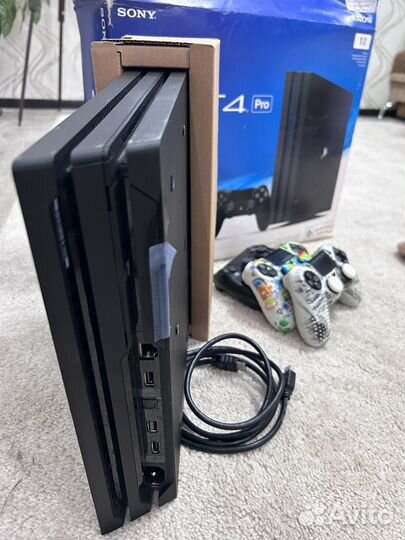 Sony PS4 pro 1tb