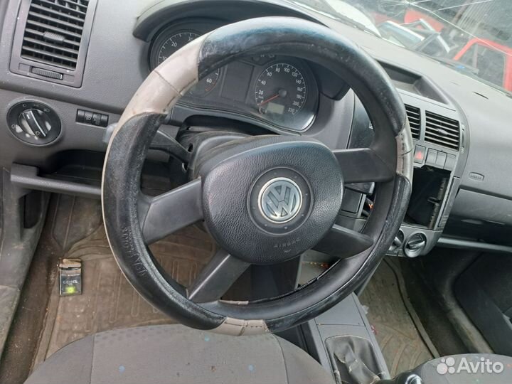 Торпедо (панель передняя) для Volkswagen Polo 4