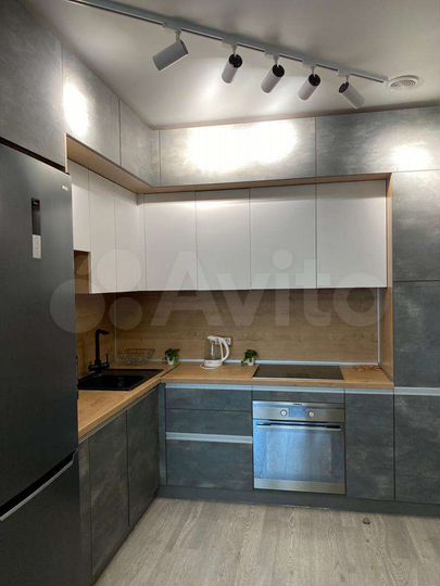 1-к. квартира, 42 м², 16/20 эт.