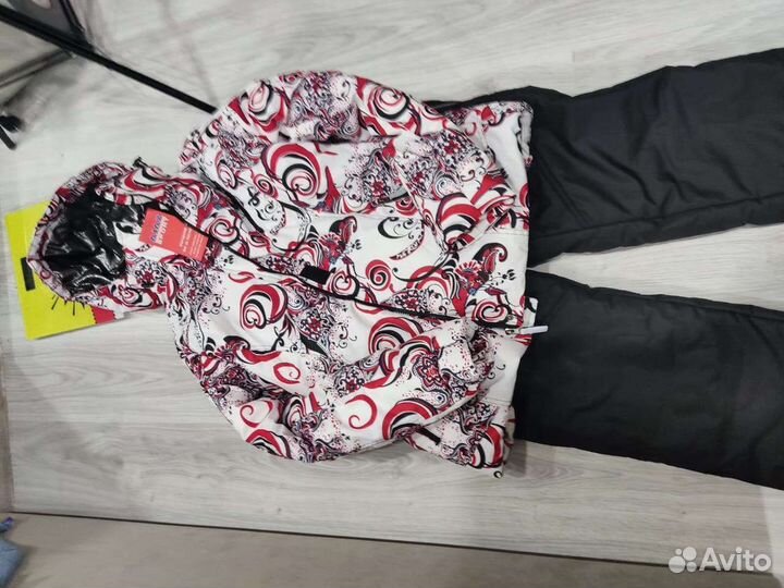 Горнолыжный костюм женский 48 50 новый