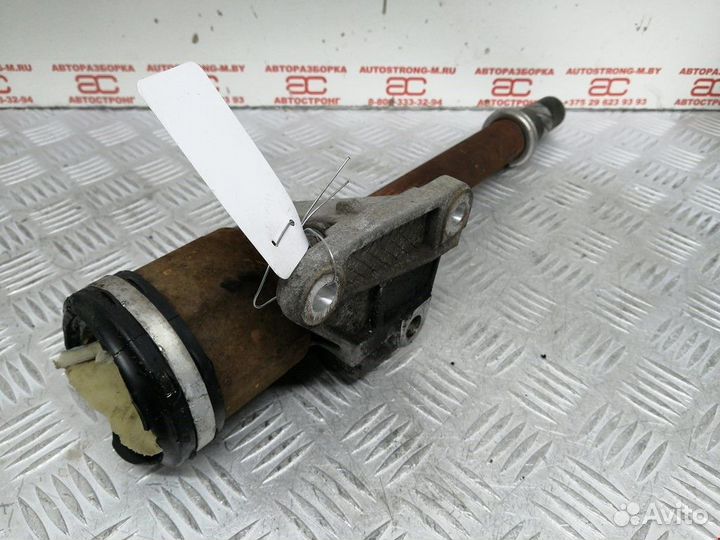 Полуось передняя правая (приводной вал, шрус)