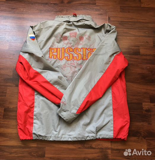 Спортивный костюм