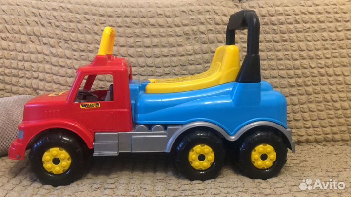 Машинки каталка для детей 2 шт