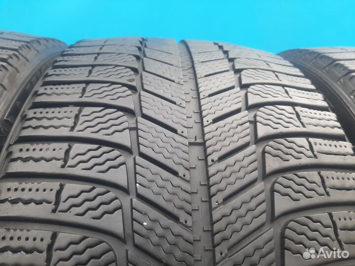 Michelin X-Ice 3 245/40 R19 98H