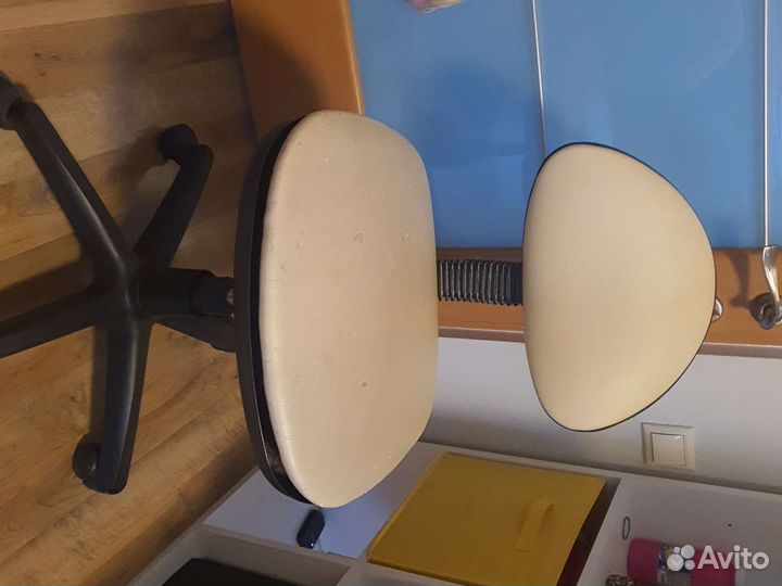 Компьютерное кресло