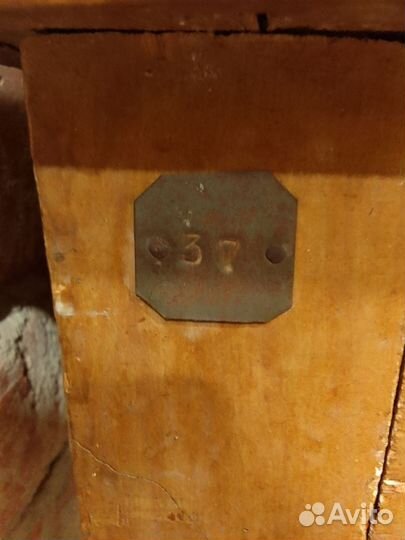 Старинный столик