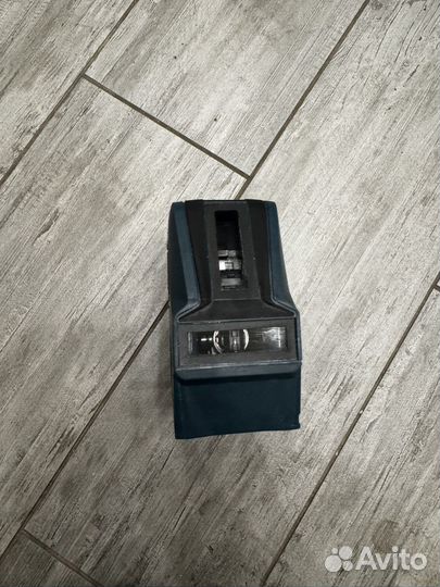 Лазерный уровень Bosch GLL 2-10