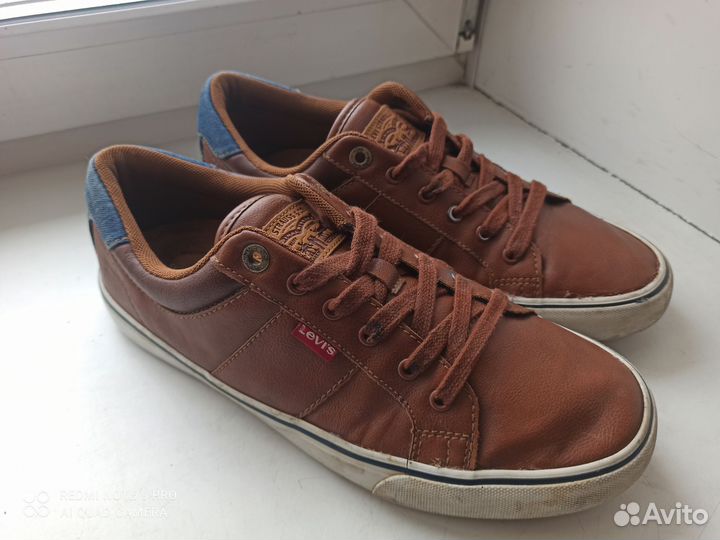 Levi's кеды оригинал кожа 42 размер