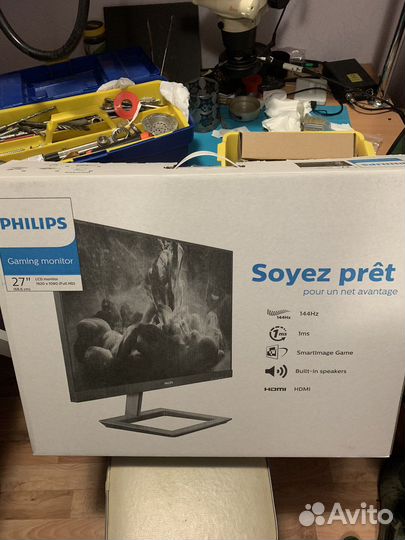 Монитор Philips 272e1gaj 144Гц
