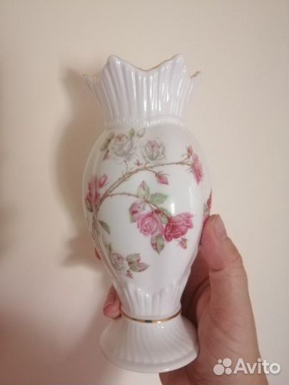 2 новые вазочки Aynsley