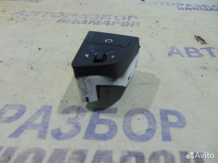 Кнопка многофункциональная для Hyundai Solaris 1