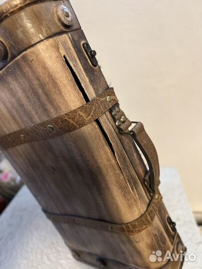 Сундук деревянный