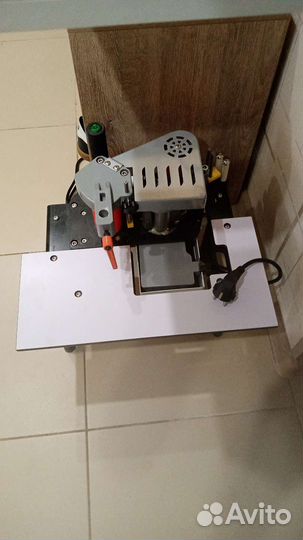 Кромкооблицовочный станок