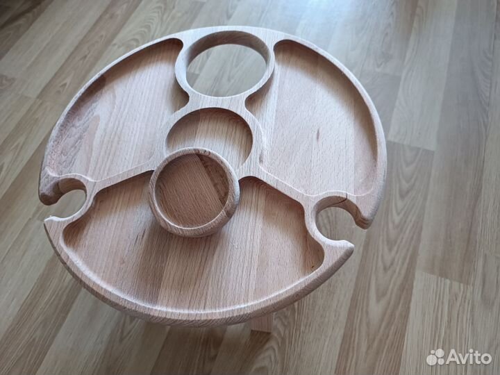 Деревянный столик