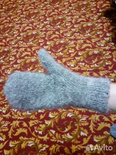 Мужские вязаные варежки из собачьей шерсти