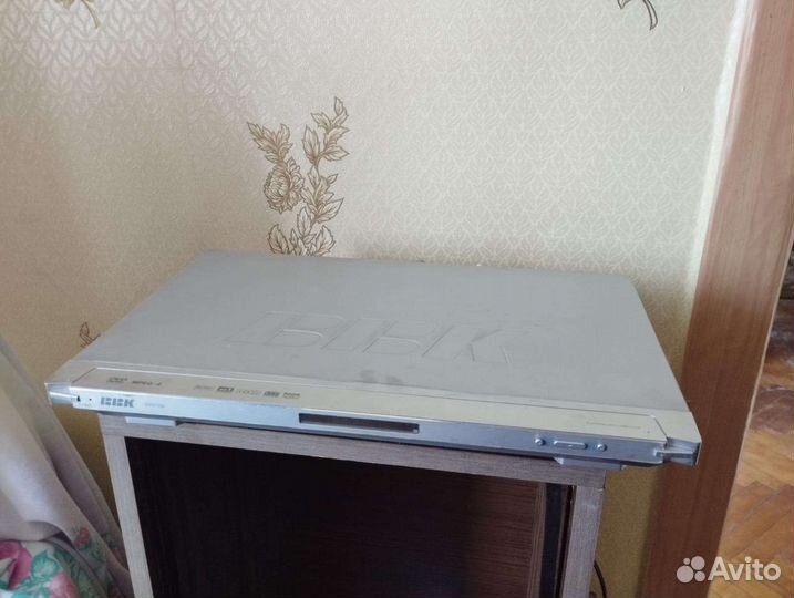 DVD плеер BBK
