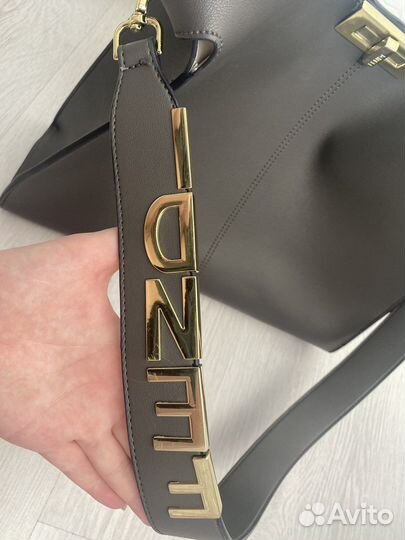 Женская сумка fendi