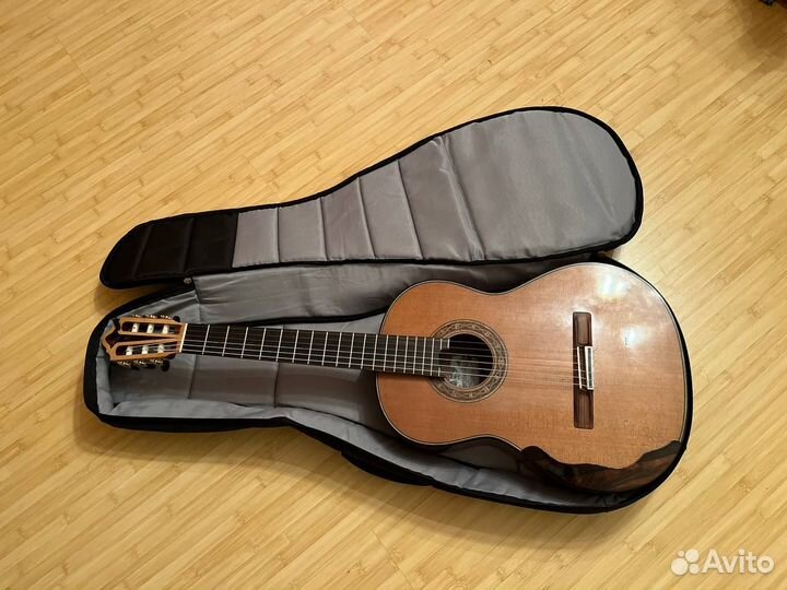 Кофр для классической гитары
