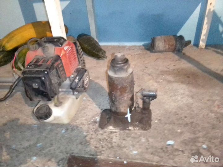 Домкрат гидравлический