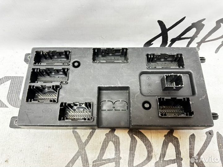 Блок предохранителей Land Rover Range Rover Velar