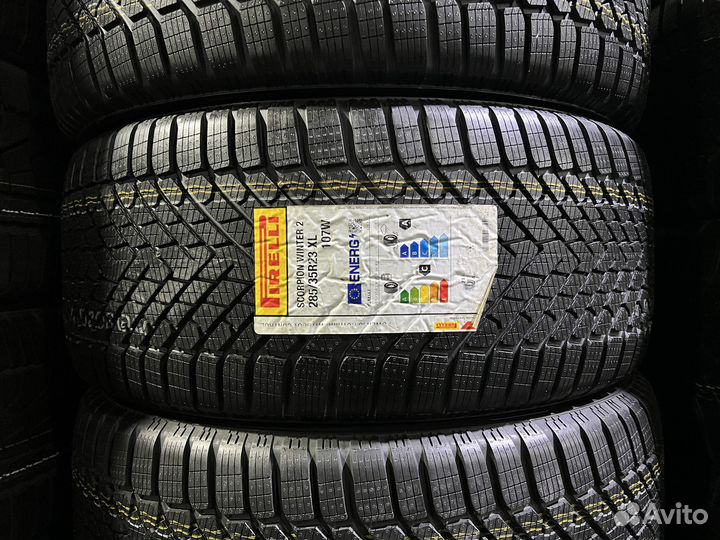 Pirelli Scorpion Winter 2 285/35 R23 и 325/30 R23 106W
