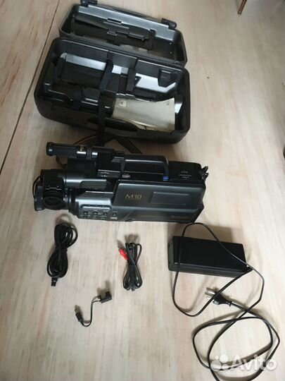 Видеокамера panasonic M10