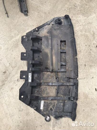 Защита бампера mercedes w222 с дефектом