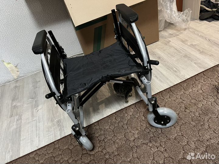 Коляска инвалидная