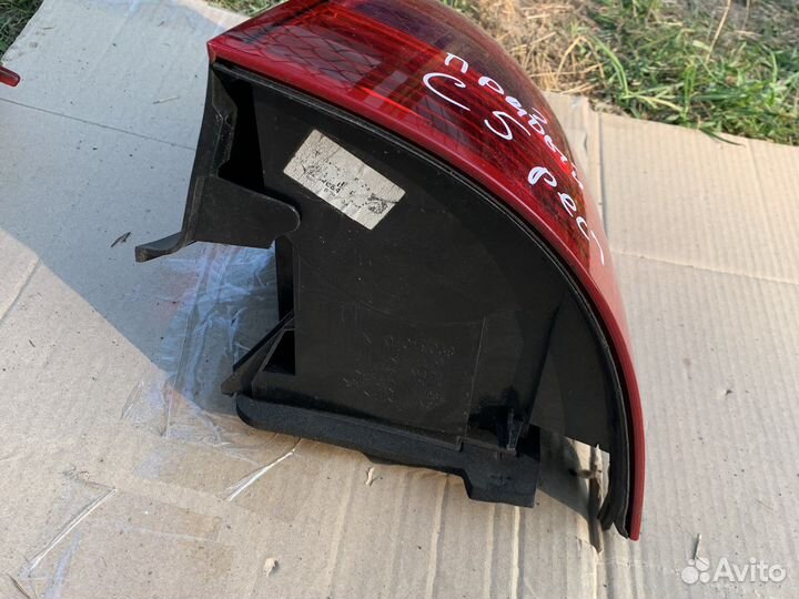 Фонарь задний правый citroen c5