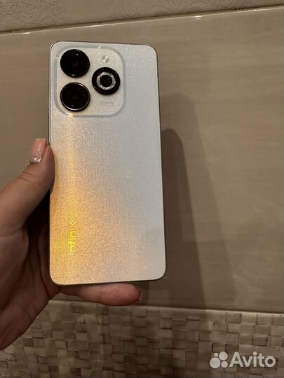 Infinix Smart 8, 4/128 ГБ