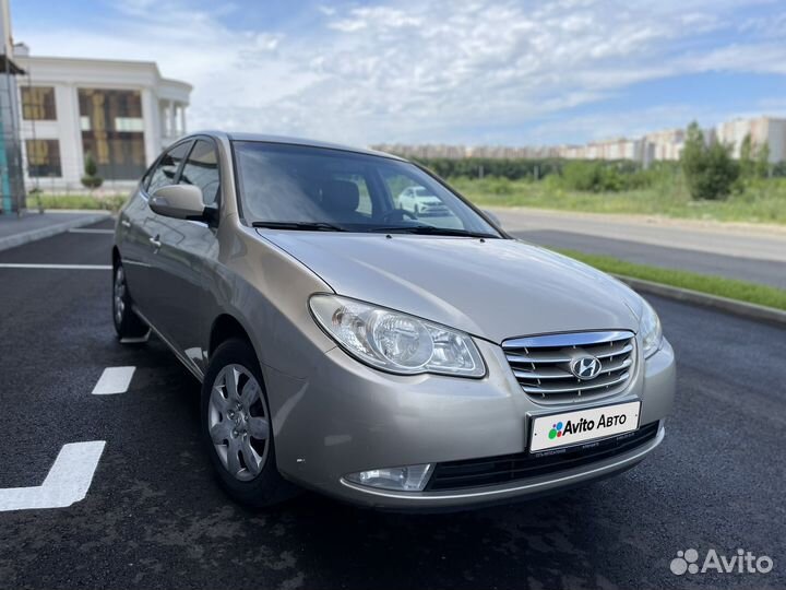 Hyundai Elantra 1.6 AT, 2010, 215 000 км