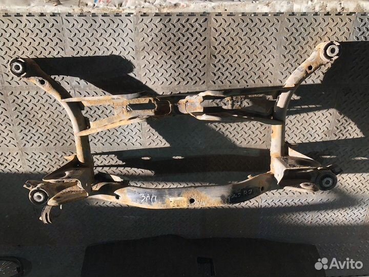 Балка задняя / подрамник задний