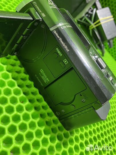 Видеокамера Sony HDR-XR160E