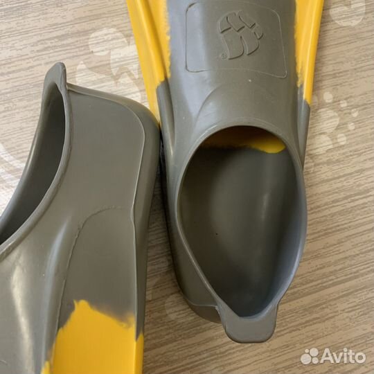 Ласты для плавания короткие Mad wave