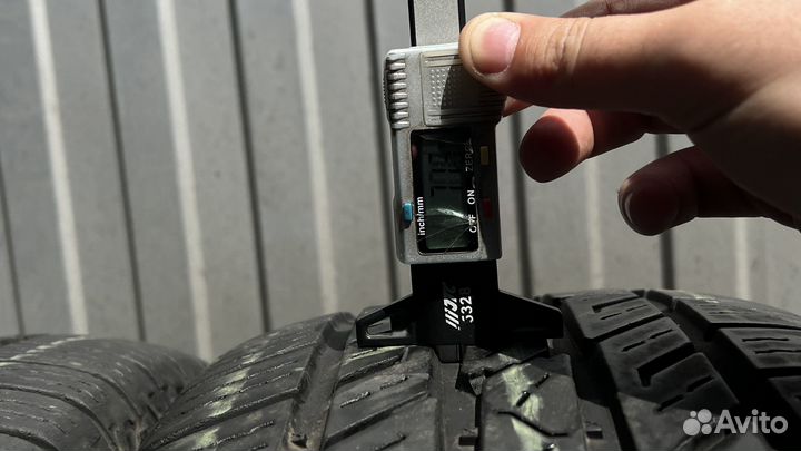 Barum Bravuris 4x4 235/60 R18 107V