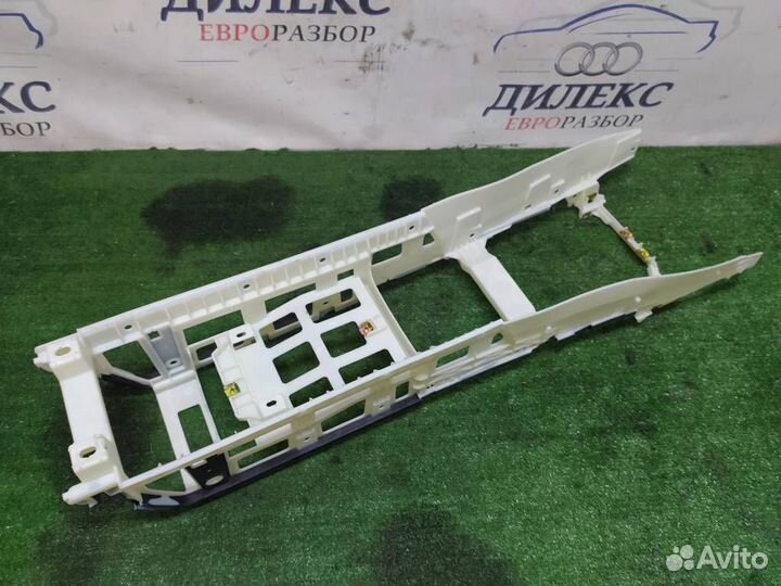 Консоль Audi Allroad quattro 2005-2012