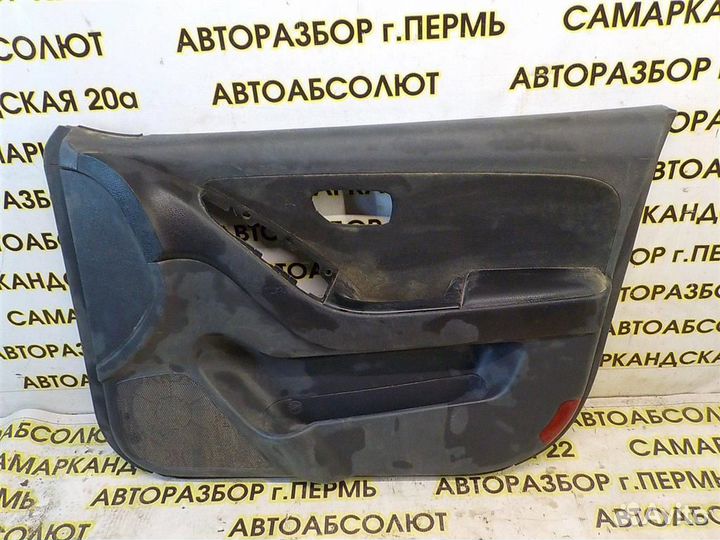 Обшивка двери передней правой Hyundai Elantra (HD