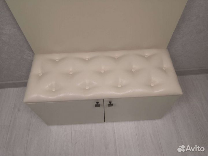 Вешалка в прихожую