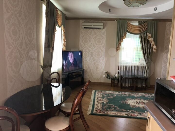 3-к. квартира, 80 м², 2/3 эт.