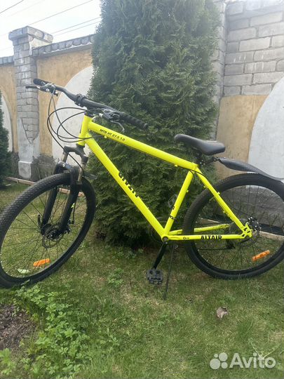 Велосипед горный взрослый Altair MTB HT 27.5 1.0