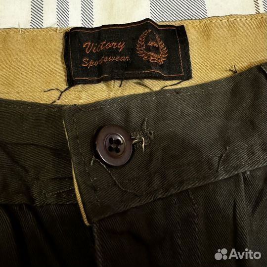 Шорты карго Chaplin World Victory