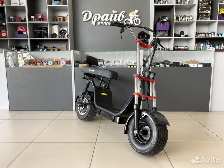 Электроскутер Kugoo C2