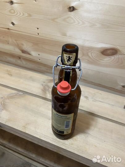 Стекляные бутылки с бугельной пропкой