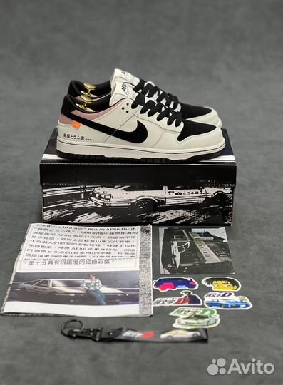 Кроссовки Nike