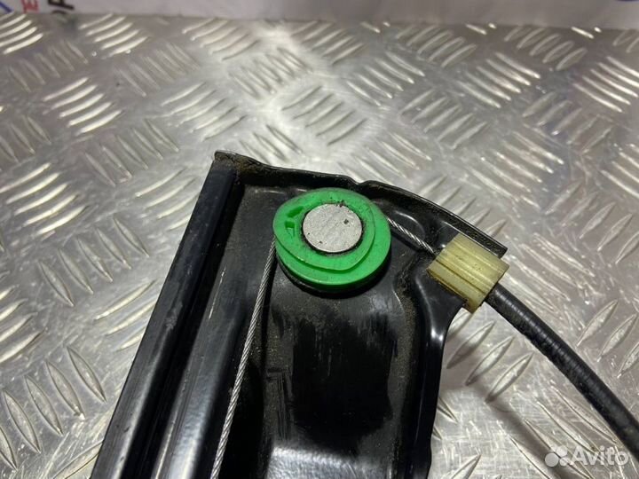 Стеклоподъемник Ford Focus 3