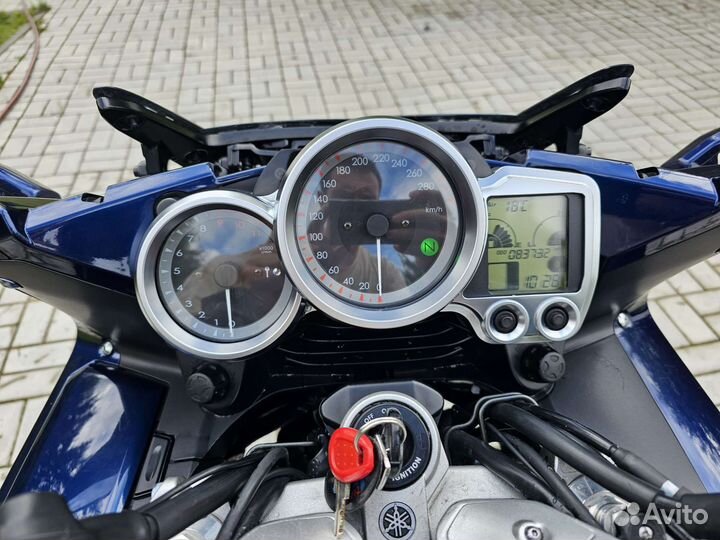 Yamaha FJR 1300 в идеальном состоянии