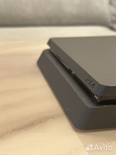 Sony PS4 slim 1tb